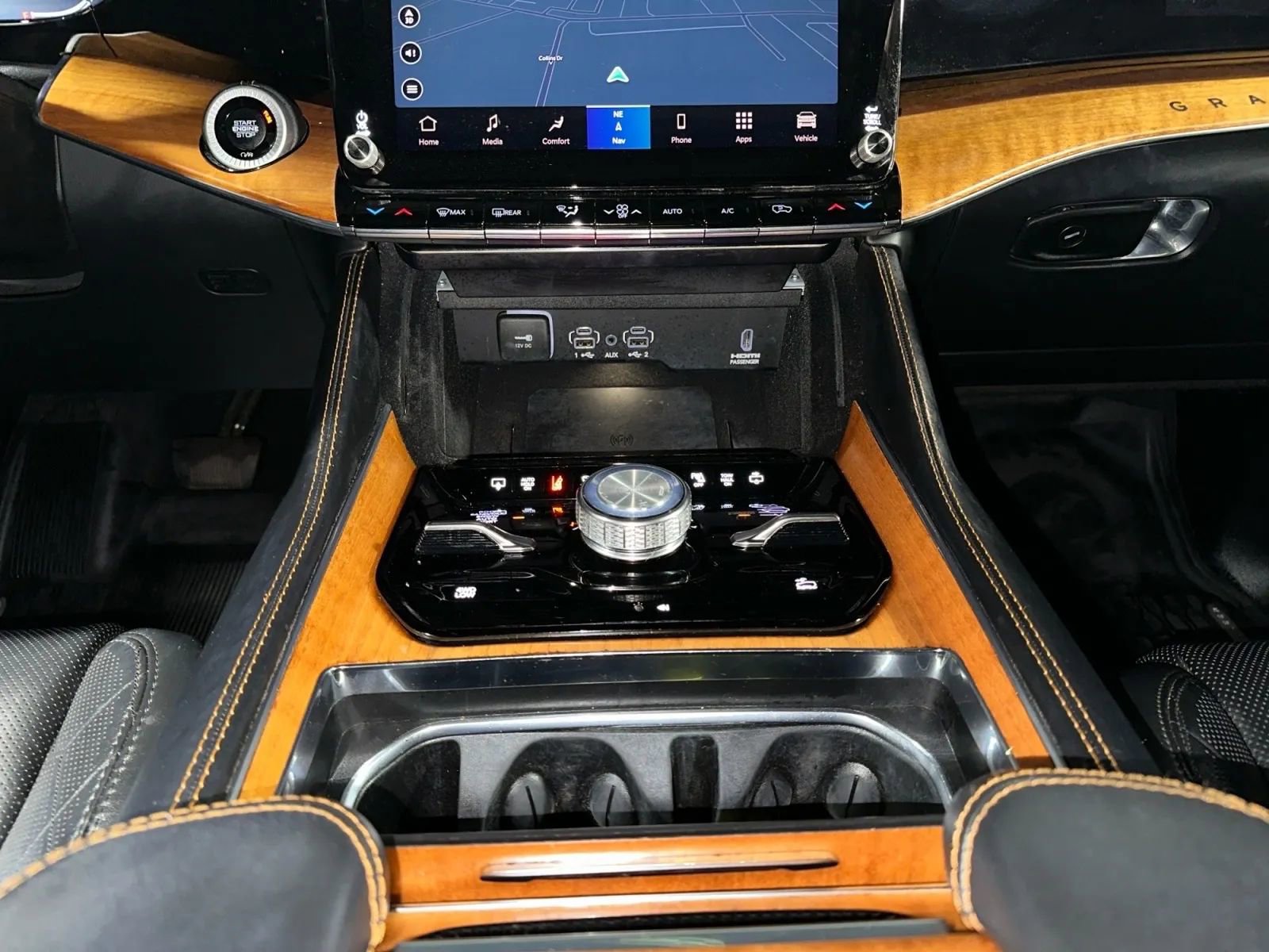 Used 2022 Jeep Grand Wagoneer Series III image 20