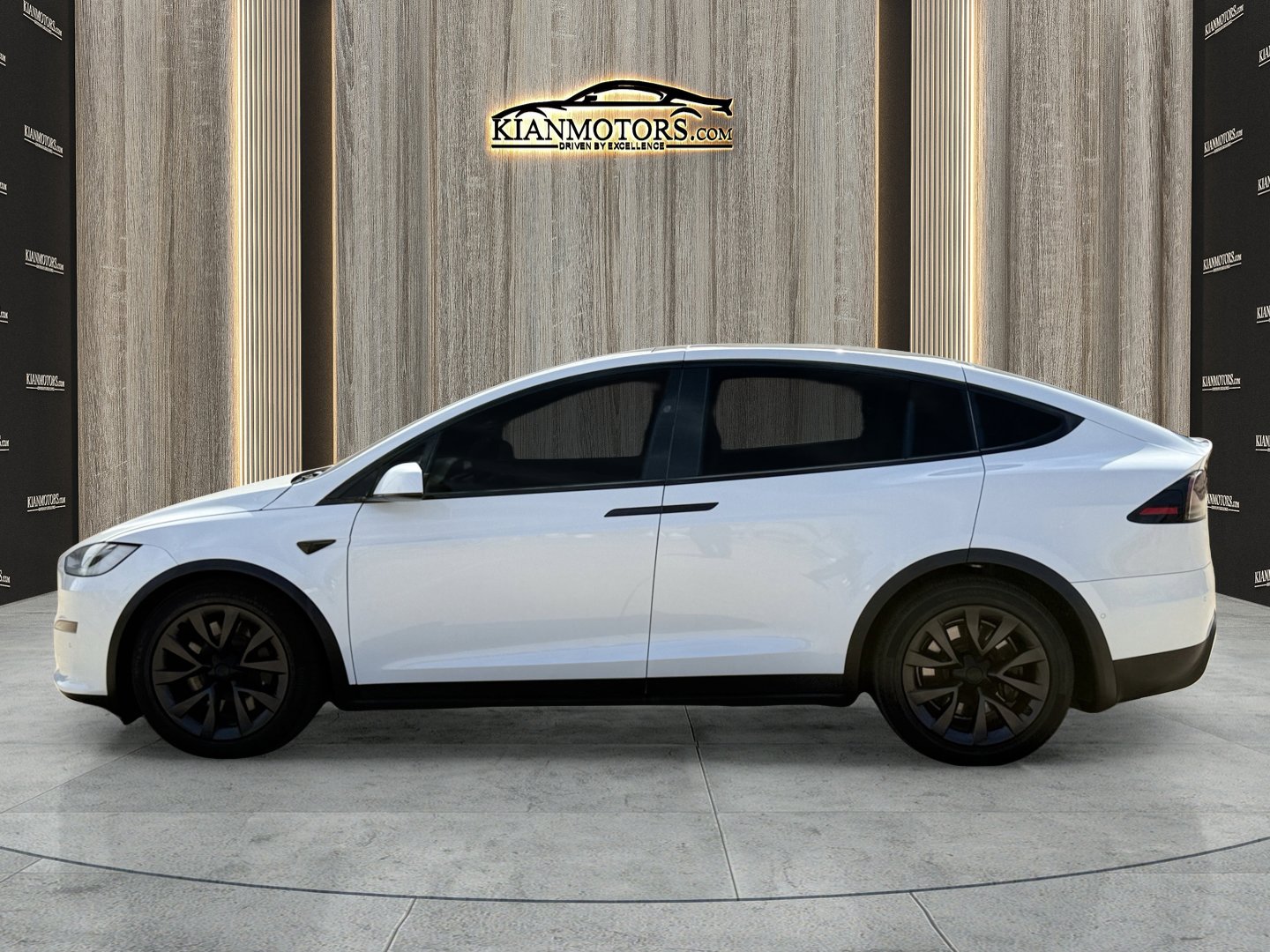 Used 2023 Tesla Model X image 6