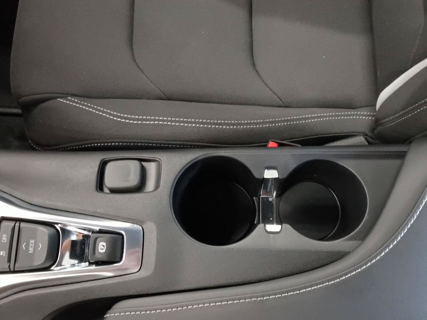 Used 2020 Chevrolet Camaro SS RWD image 37