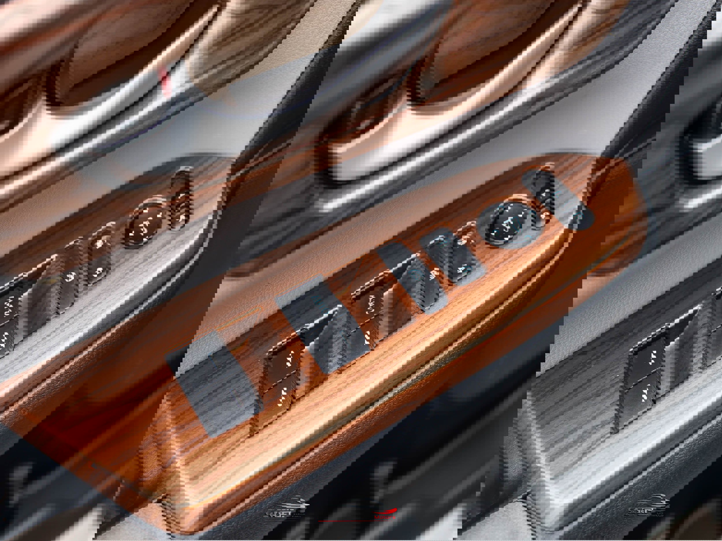 Used 2019 Honda CR-V LX image 37