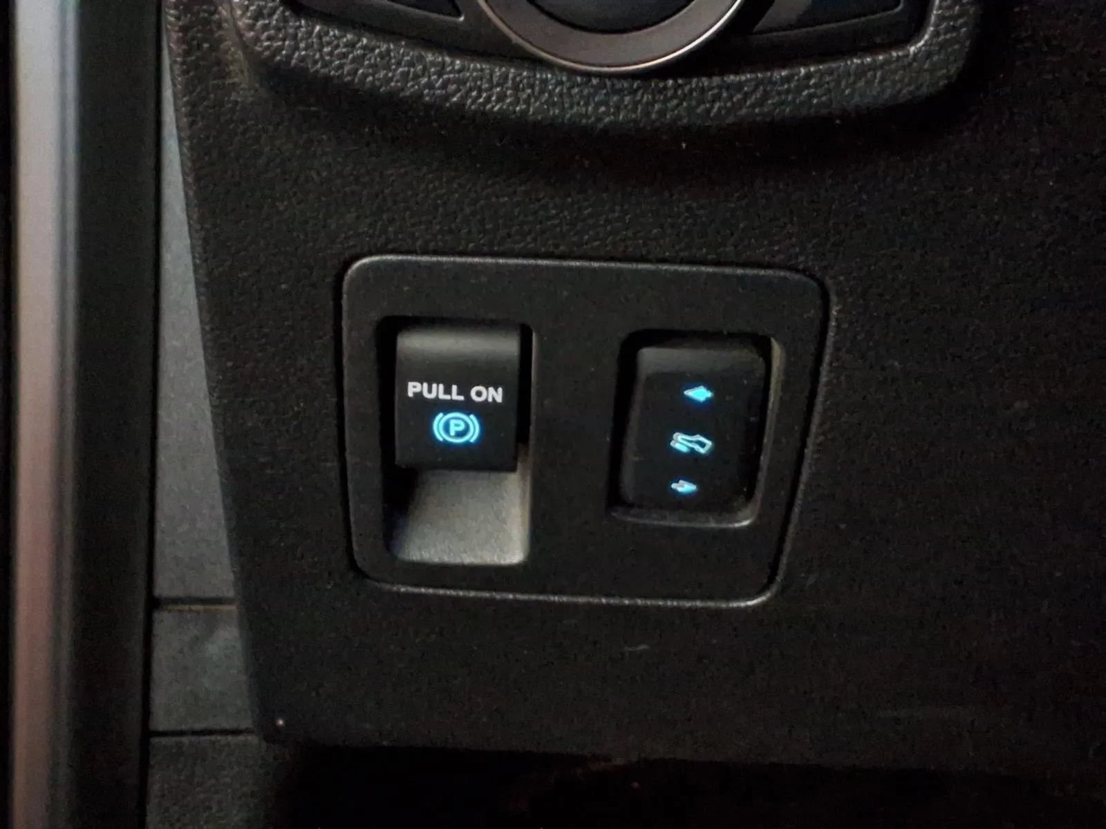 Used 2019 Ford F150 Raptor w/ Equipment Group 802A Luxury AWD/4WD image 19