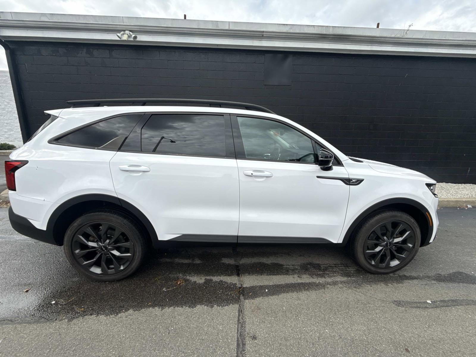 Used 2022 Kia Sorento SX Prestige image 3