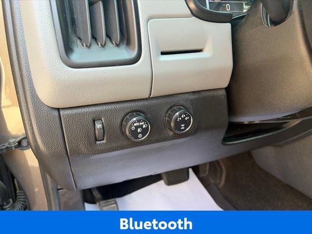 Used 2016 Chevrolet Colorado LT w/ LT Convenience Package AWD/4WD image 9