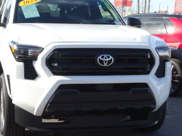 Used 2024 Toyota Tacoma SR image 4