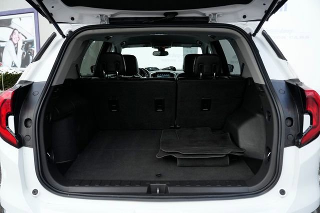 Used 2020 GMC Terrain SLT image 15