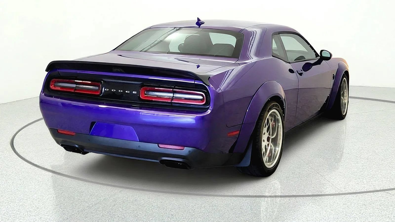 Used 2019 Dodge Challenger SRT Hellcat Redeye RWD image 8