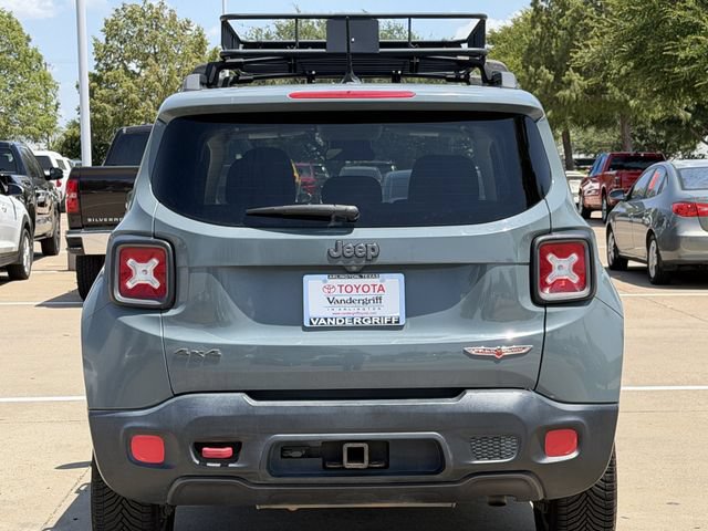 Used 2016 Jeep Renegade Trailhawk AWD/4WD image 5