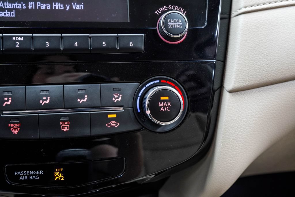 Used 2017 Nissan Rogue S FWD image 27