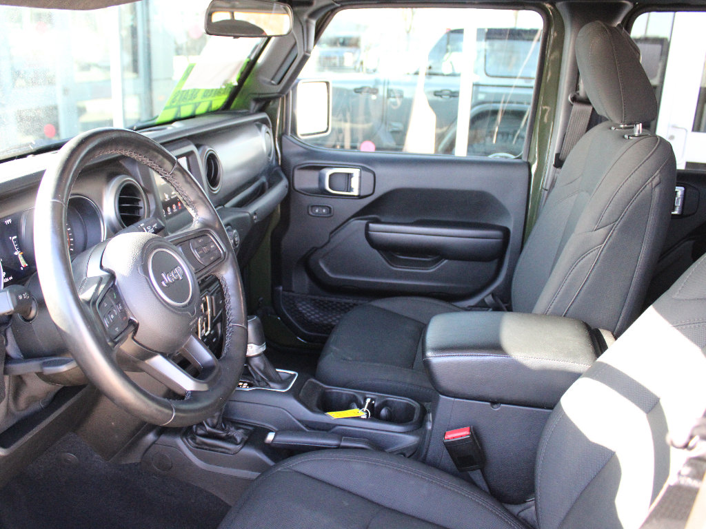 Certified 2021 Jeep Gladiator Willys image 40