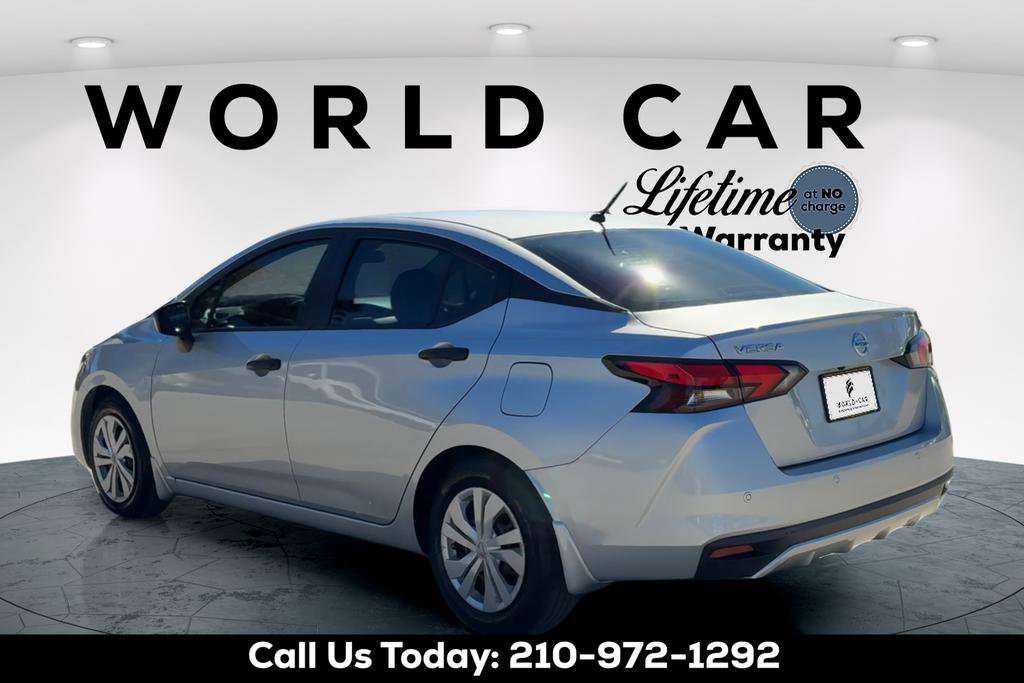 Used 2021 Nissan Versa S image 5