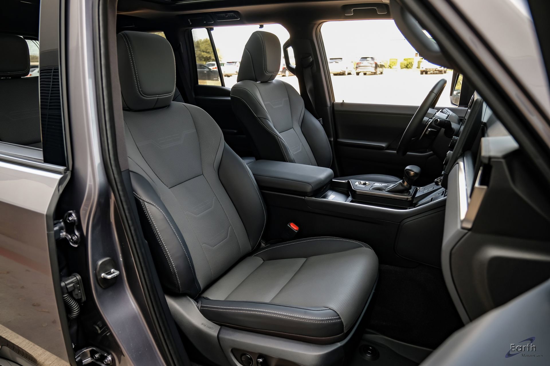 Used 2025 Lexus GX 550 550 Luxury+ HUD Traffic Jam As w/ Accessory Package (Z1) image 46