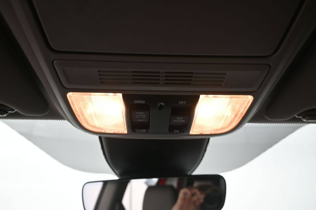 Used 2023 Honda Odyssey EX-L image 14