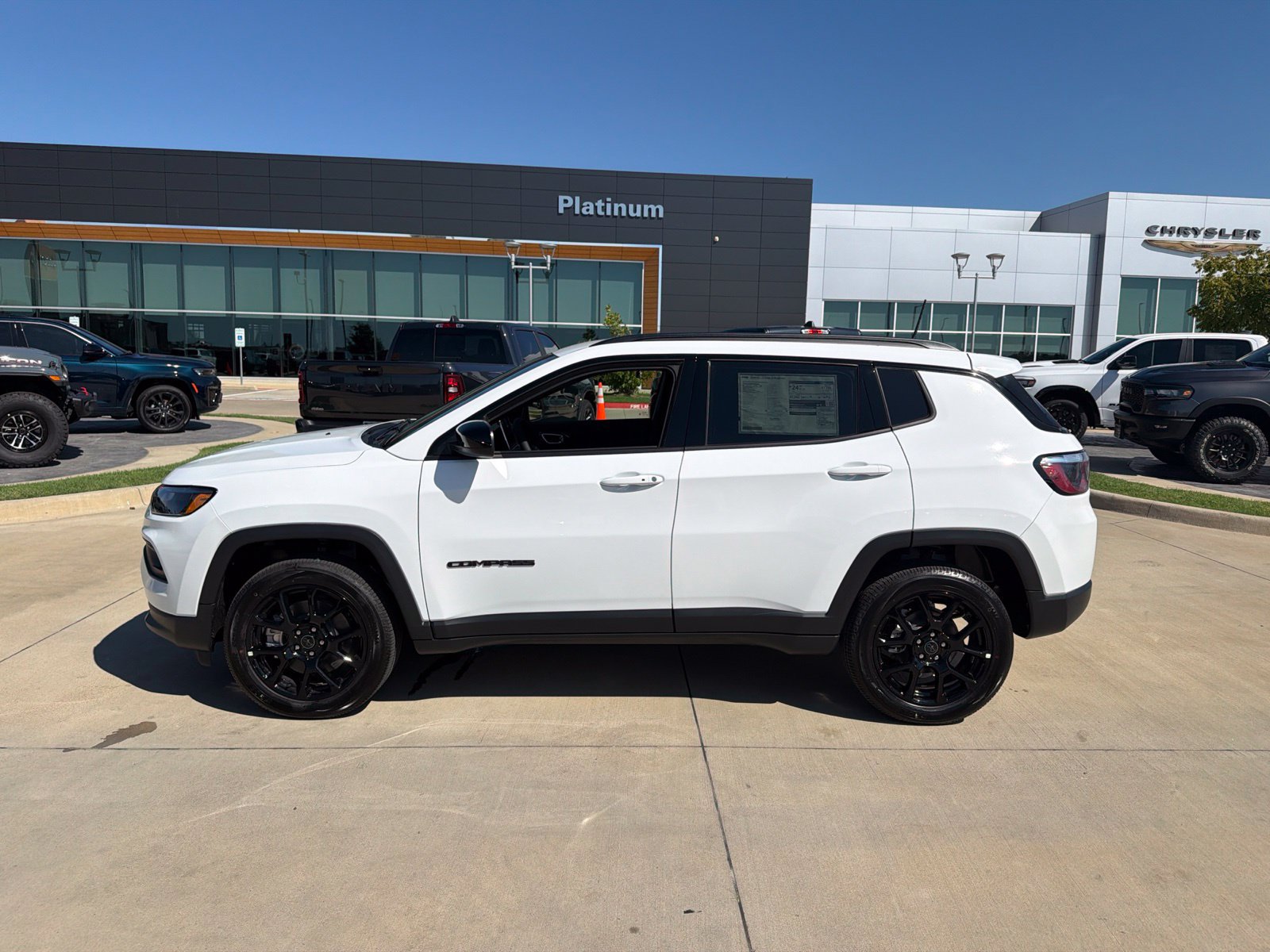 New 2027 Jeep Compass Latitude AWD/4WD image 2