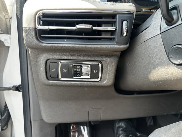 Certified 2024 Lincoln Corsair AWD w/ Equipment Group 101A image 30