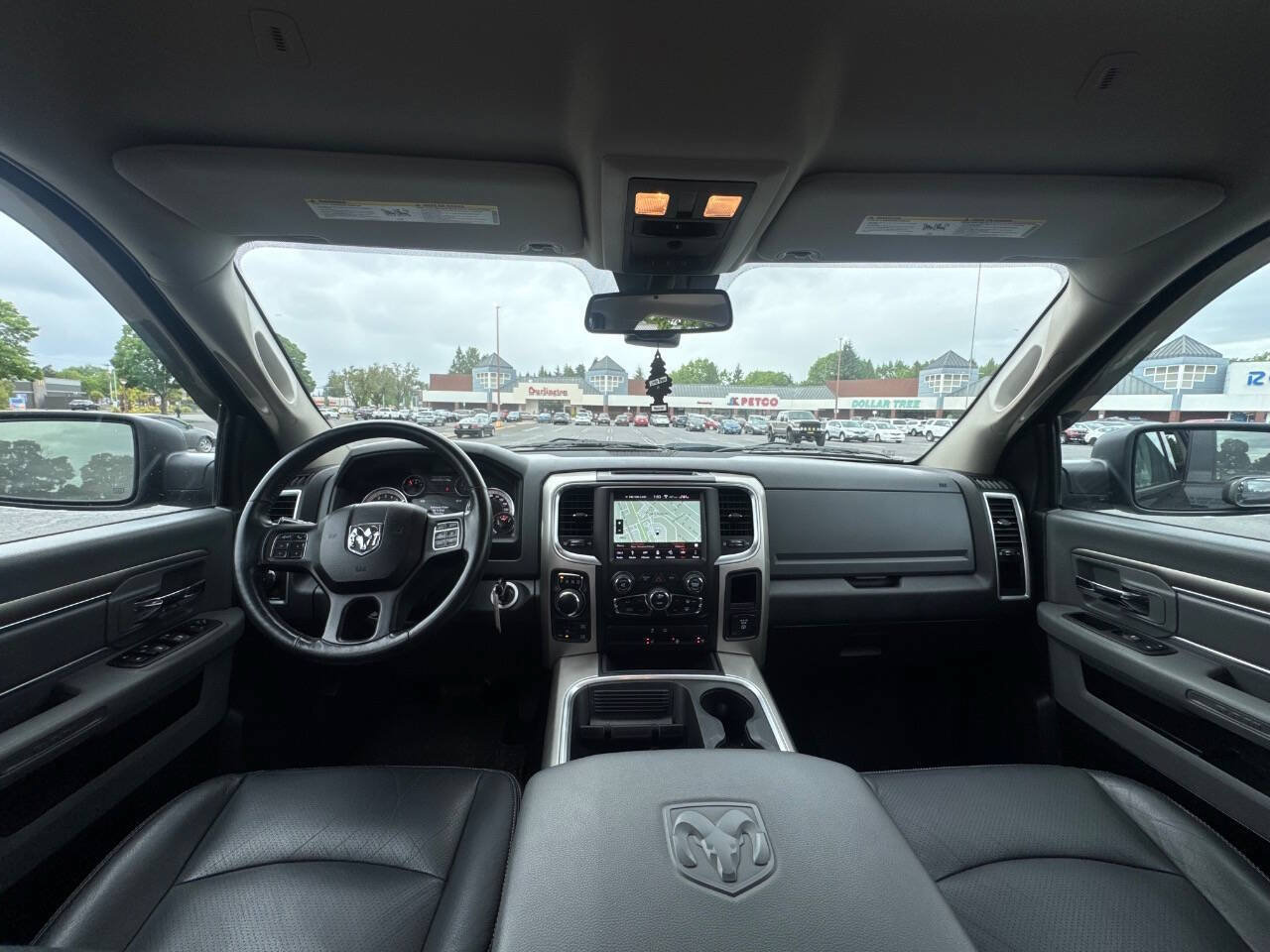 Used 2018 RAM 1500 Outdoorsman AWD/4WD image 11