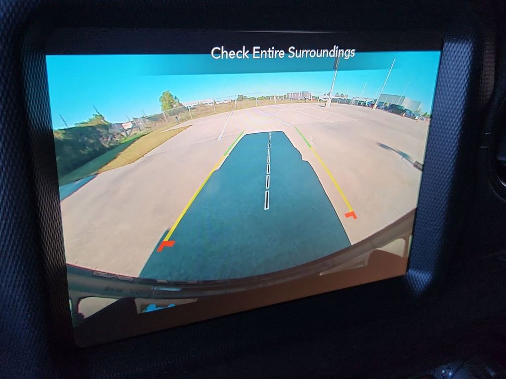 Used 2023 Jeep Wrangler Unlimited Sahara image 35