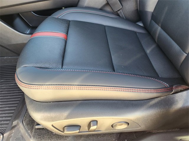 New 2026 Chevrolet Traverse RS w/ LPO, Floor Liner Package image 20