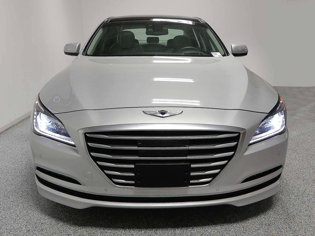 Used 2015 Hyundai Genesis 3.8 w/ Option Group 04 RWD image 2