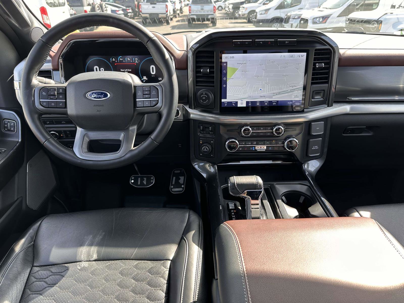Used 2022 Ford F150 Lariat w/ Equipment Group 502A High image 18
