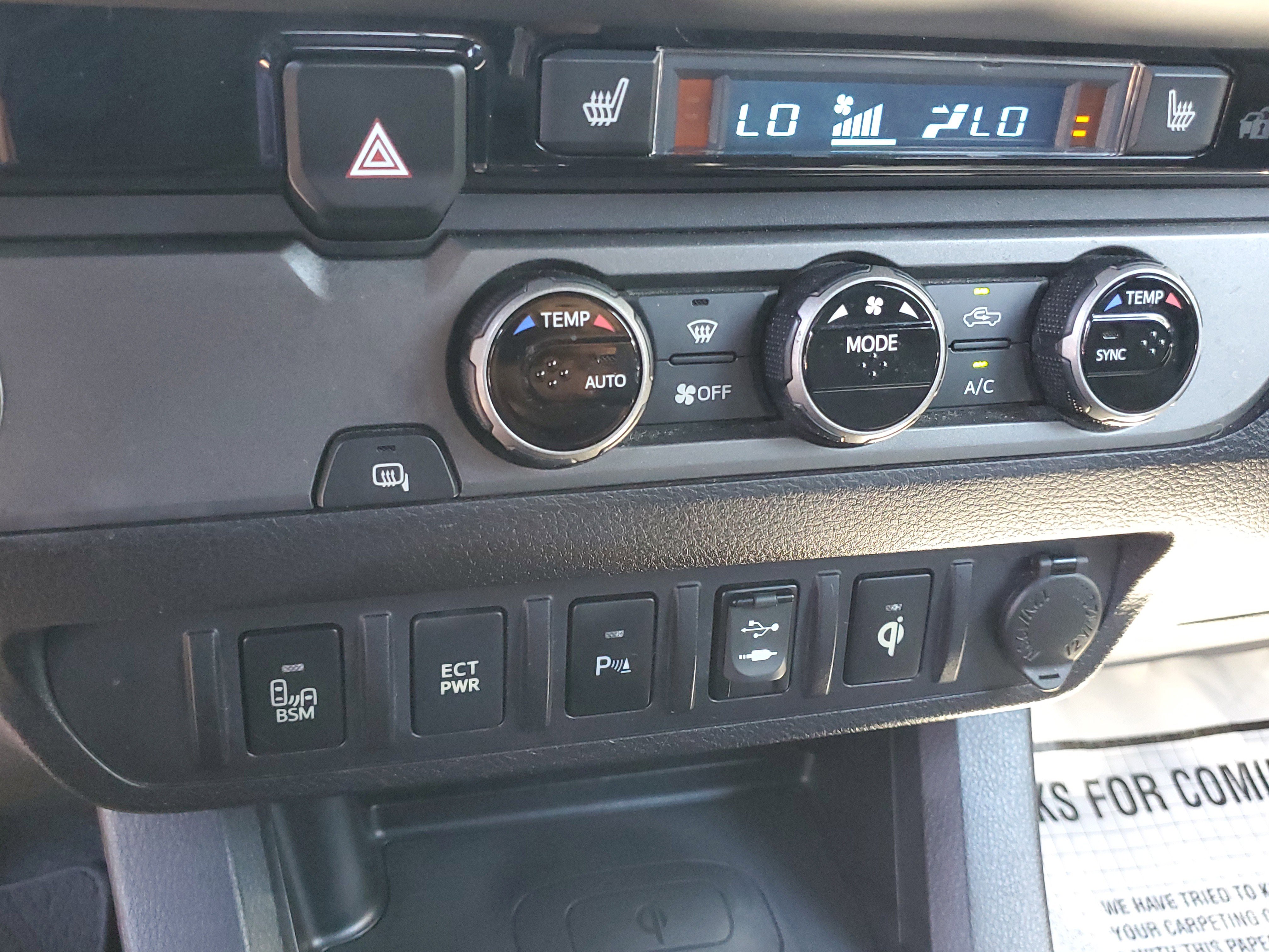 Used 2017 Toyota Tacoma TRD Sport w/ Premium & Technology Package image 24