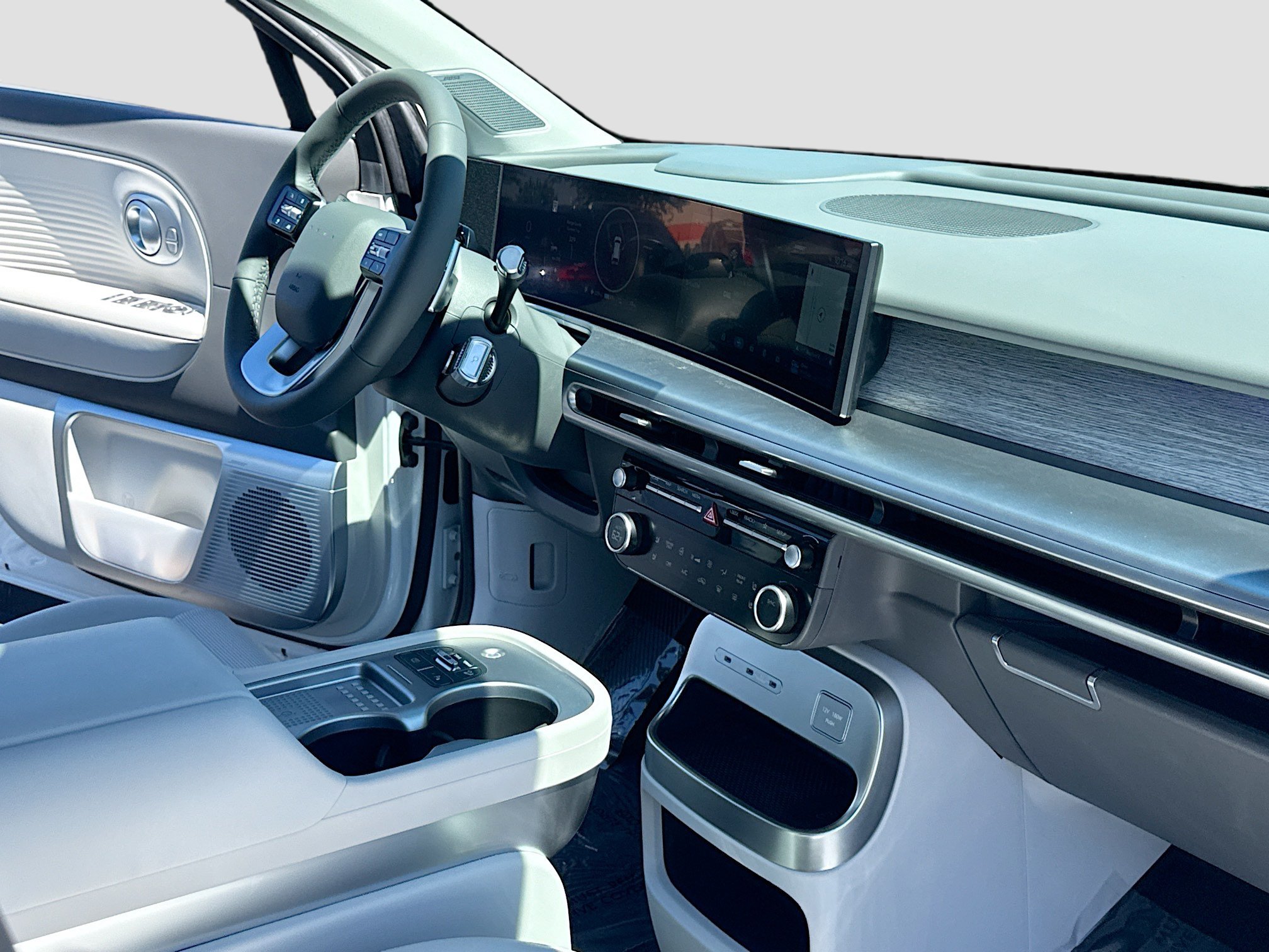 New 2026 Hyundai Ioniq 9 Limited AWD/4WD image 5