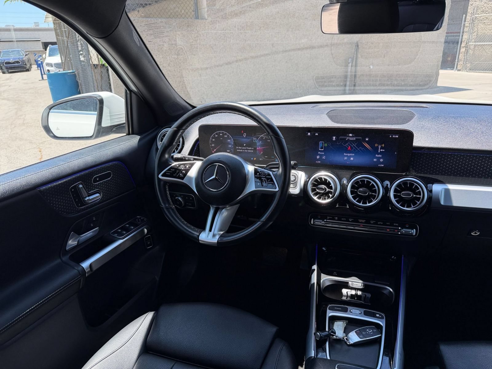 Used 2025 Mercedes-Benz GLB 250 image 37