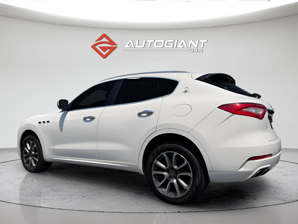 Used 2017 Maserati Levante S AWD/4WD image 10