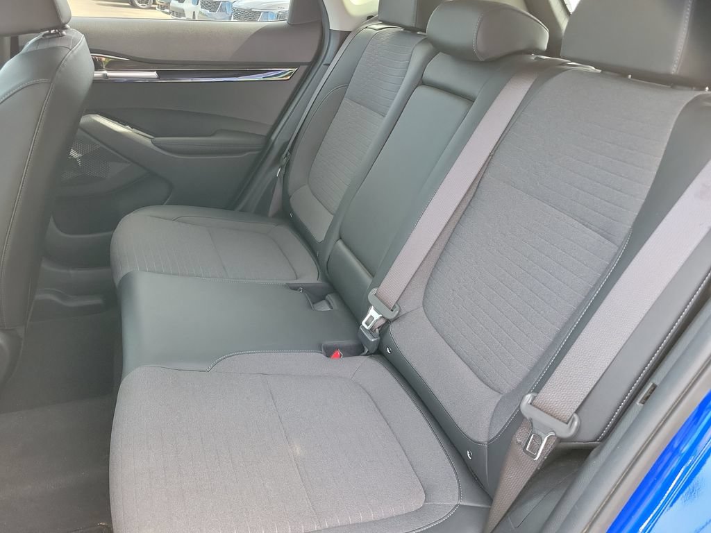 Used 2023 Kia Seltos S w/ Navigation Package FWD image 13