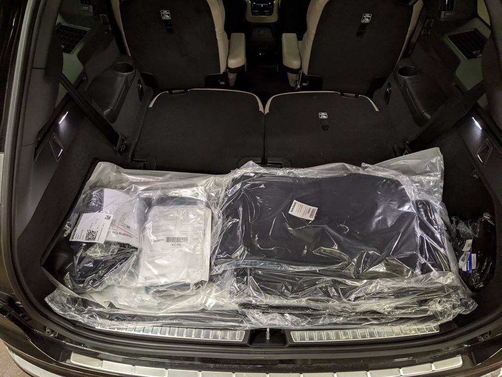 New 2026 Volvo XC90 T8 Ultra w/ Protection Package Premier AWD/4WD image 26