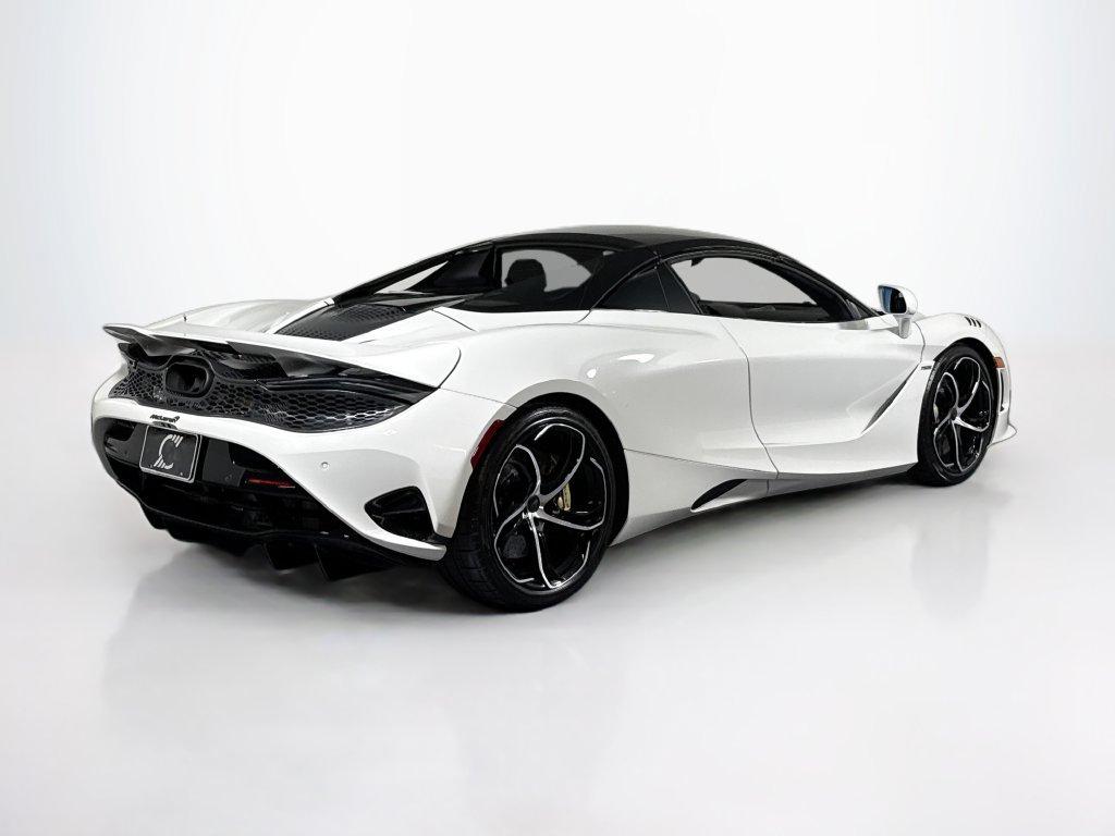 Used 2025 McLaren 750S Spider RWD image 5