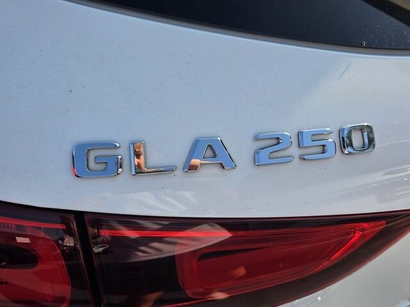 Used 2023 Mercedes-Benz GLA 250 image 9