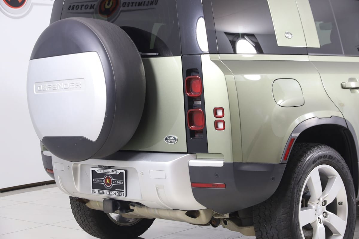 Used 2020 Land Rover Defender 110 First Edition AWD/4WD image 44