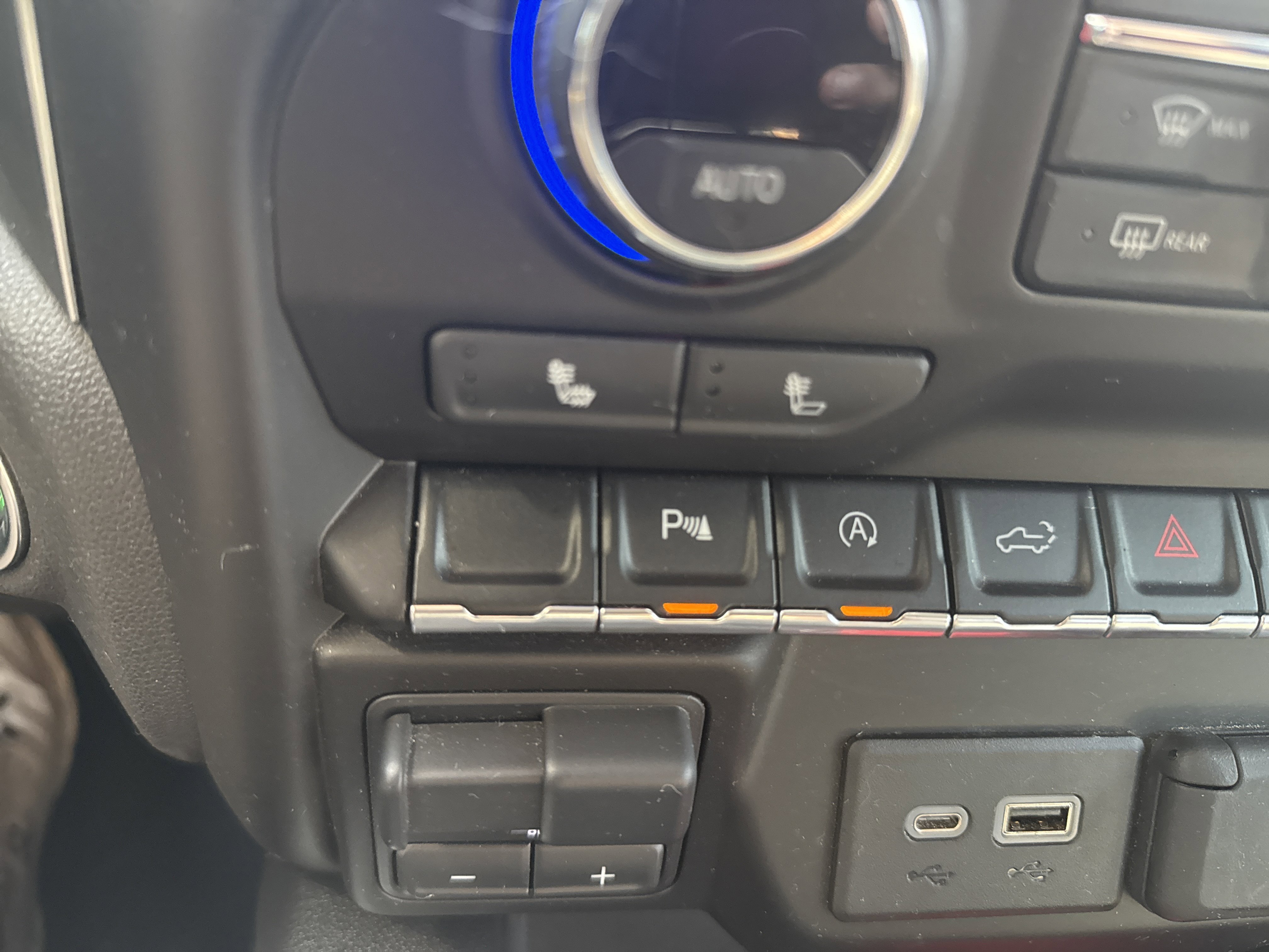 Used 2020 Chevrolet Silverado 1500 RST w/ All-Star Edition image 28