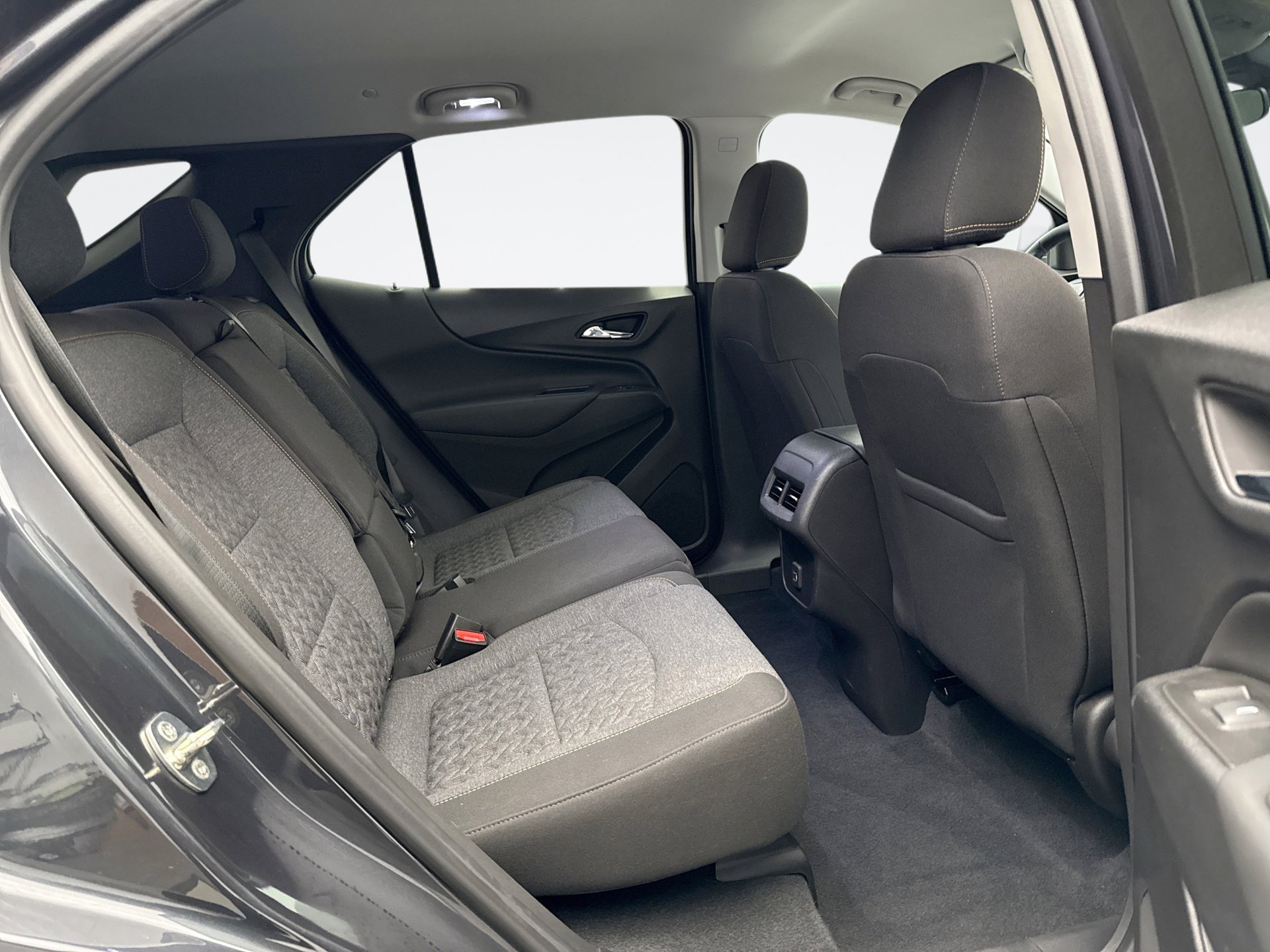 Used 2023 Chevrolet Equinox LT image 18