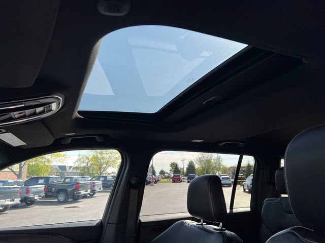 Used 2025 Jeep Grand Cherokee L Altitude AWD/4WD image 20