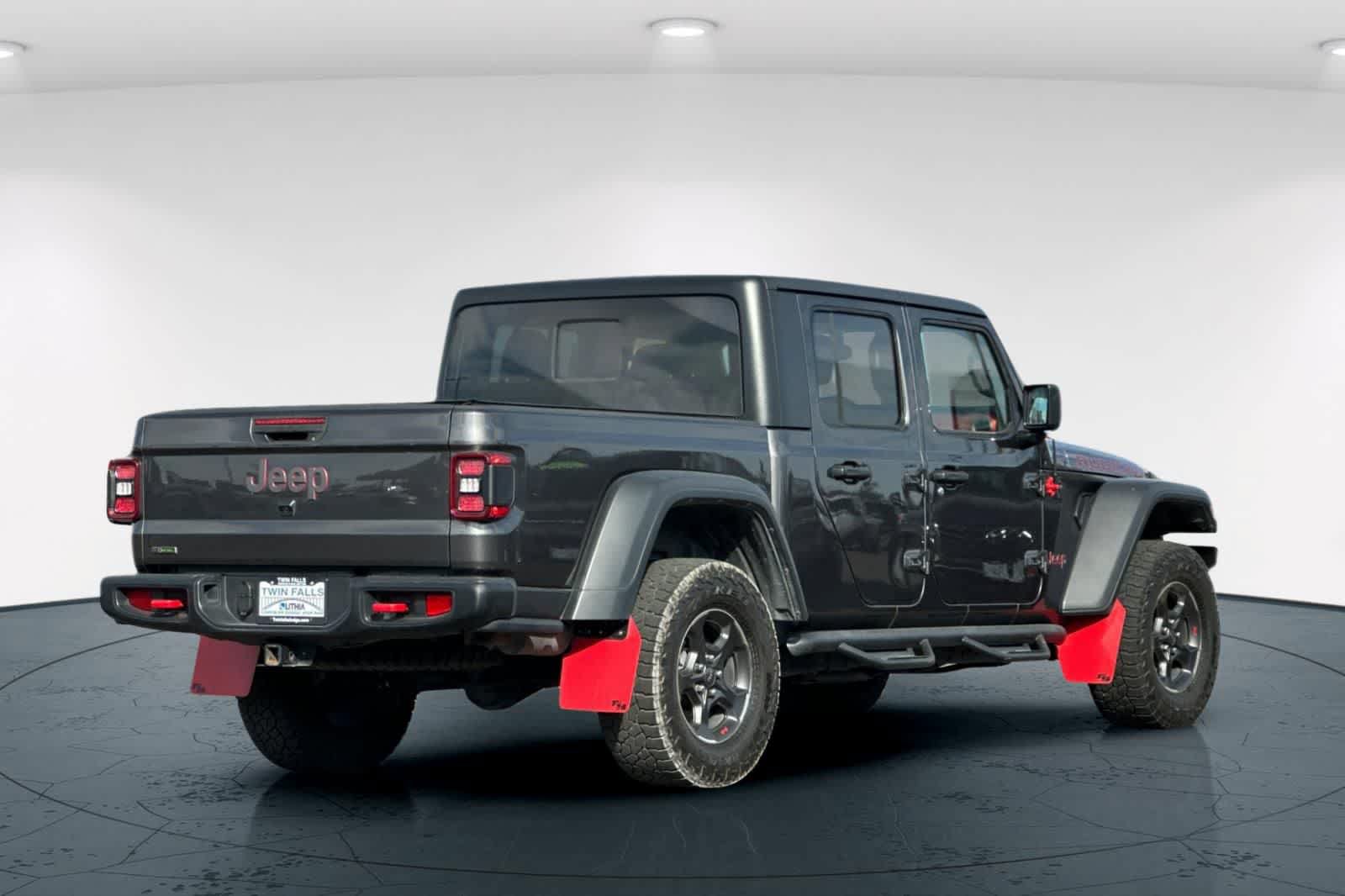 Used 2021 Jeep Gladiator Rubicon AWD/4WD image 2