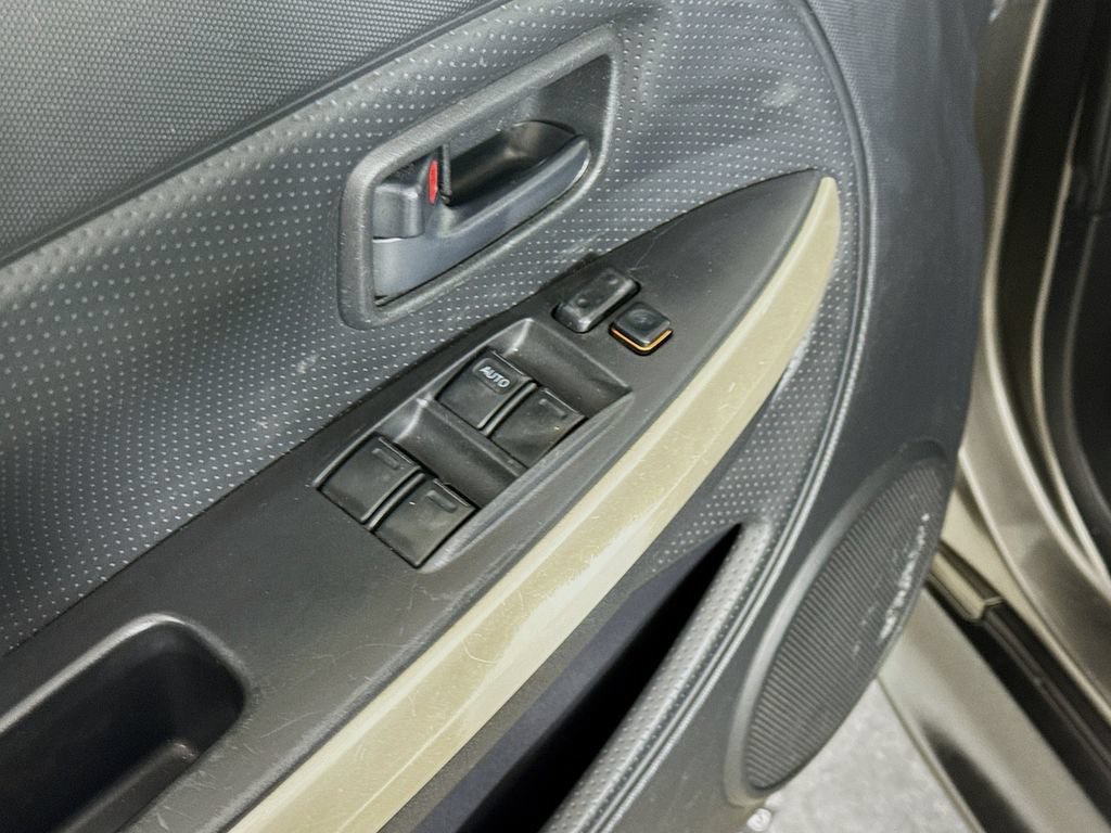 Used 2005 Scion xA FWD image 17