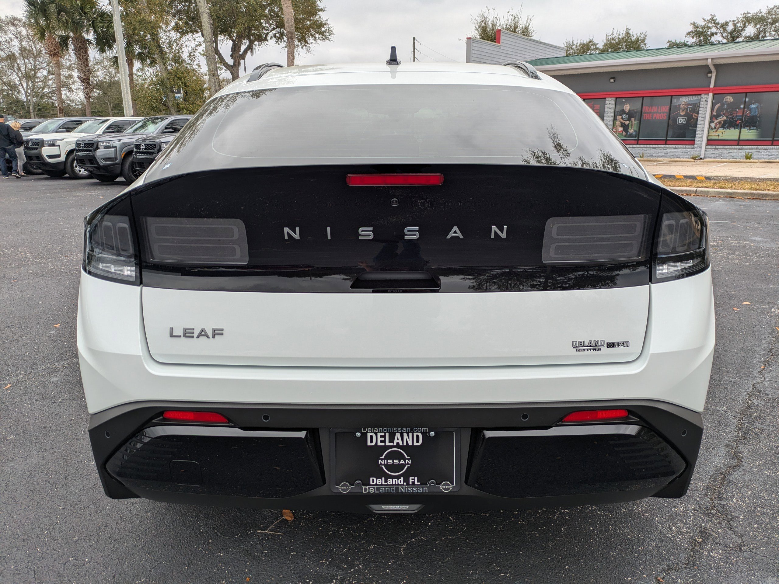 New 2026 Nissan Leaf Platinum+ w/ Cargo Package (Platinum+) image 5