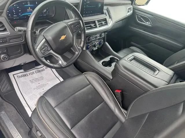 Used 2024 Chevrolet Suburban Premier AWD/4WD image 10