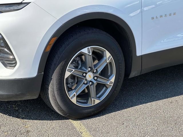 Used 2024 Chevrolet Blazer LT w/ Convenience Package image 7