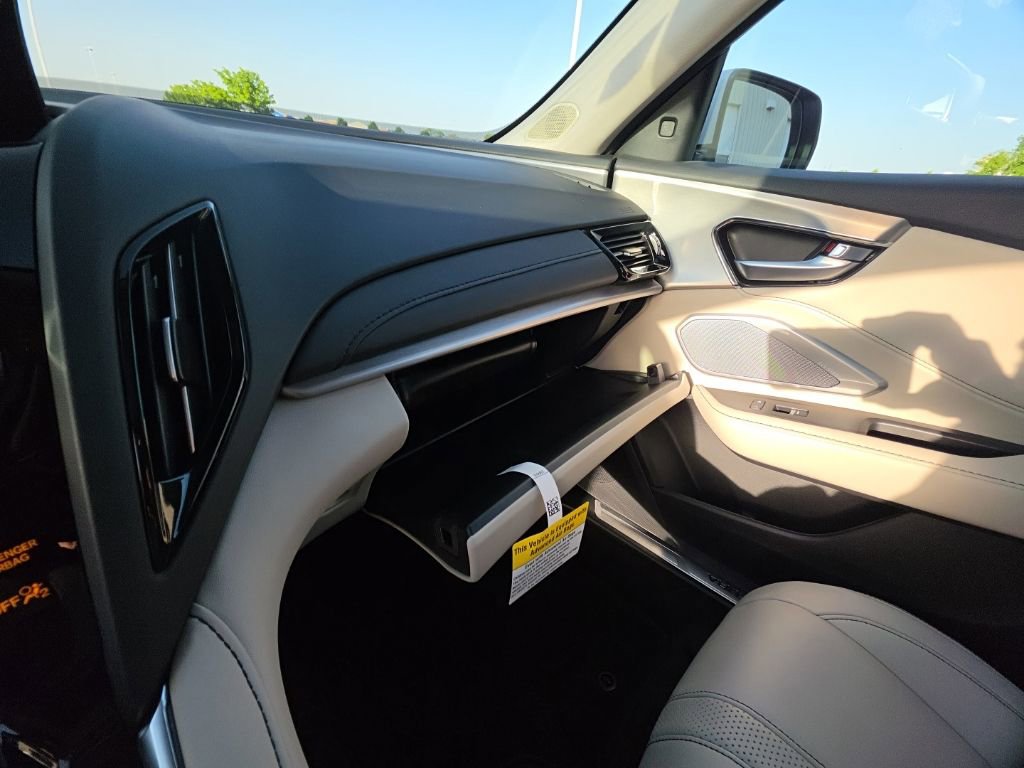 Used 2025 Acura RDX SH-AWD w/ Technology Package image 24