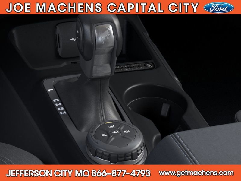 New 2025 Ford Bronco Outer Banks image 18