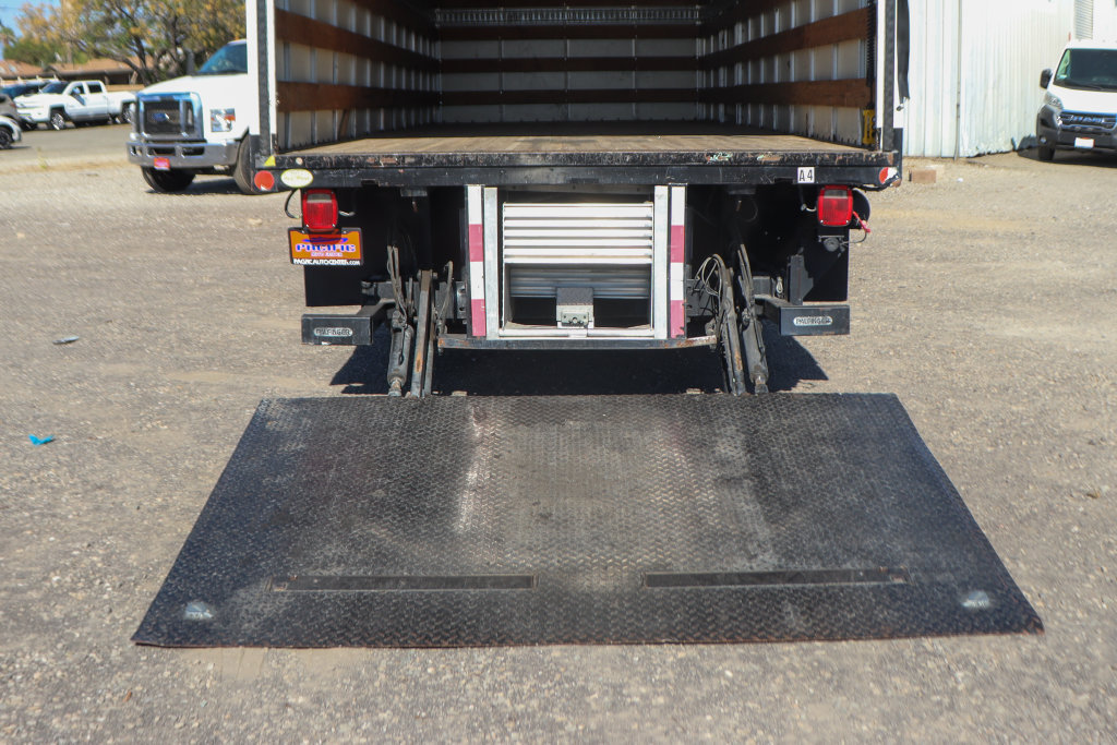 Used 2015 Ford F650 2WD Crew Cab Super Duty image 9