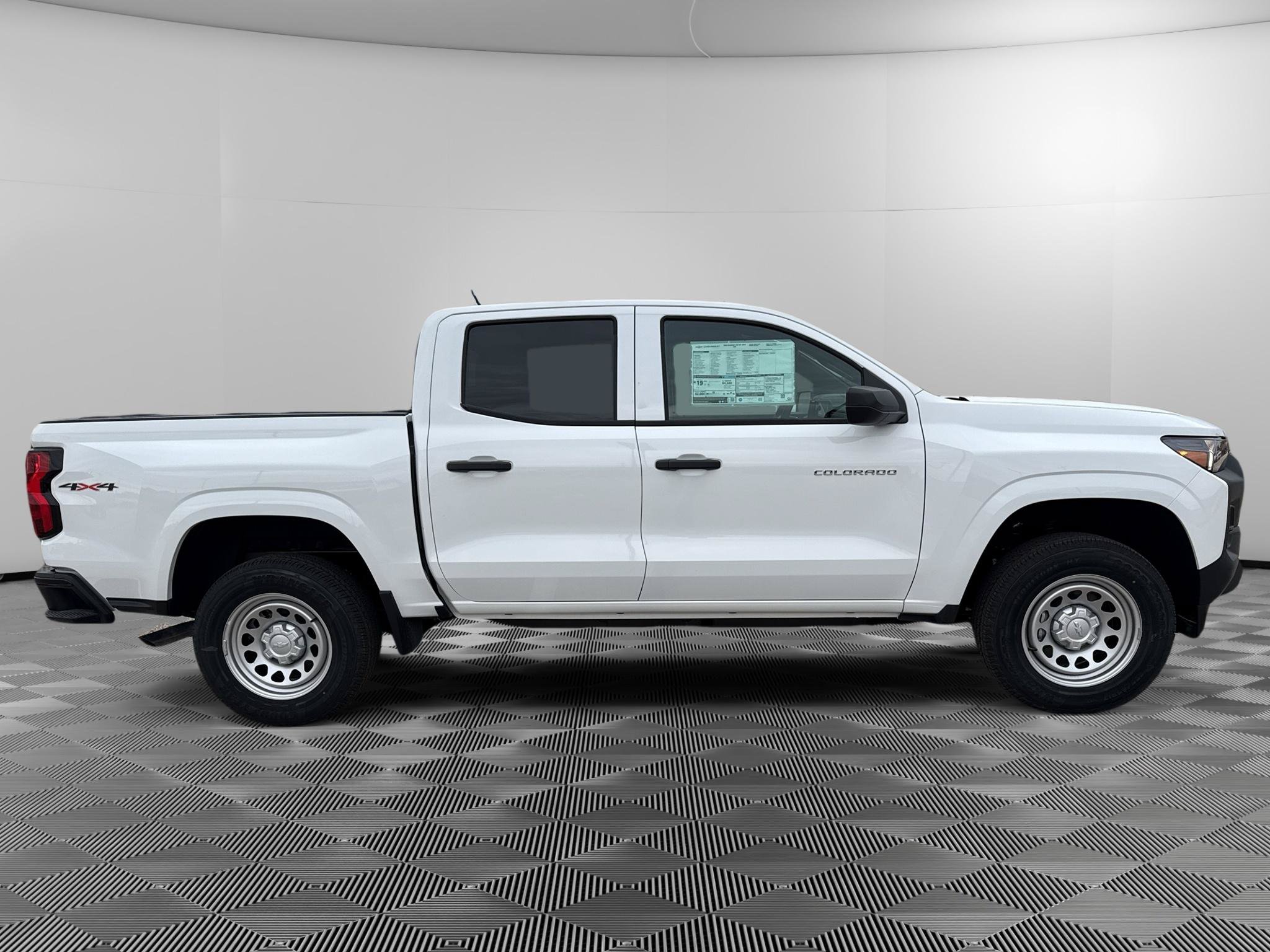 New 2026 Chevrolet Colorado W/T w/ Advanced Trailering Package AWD/4WD image 5