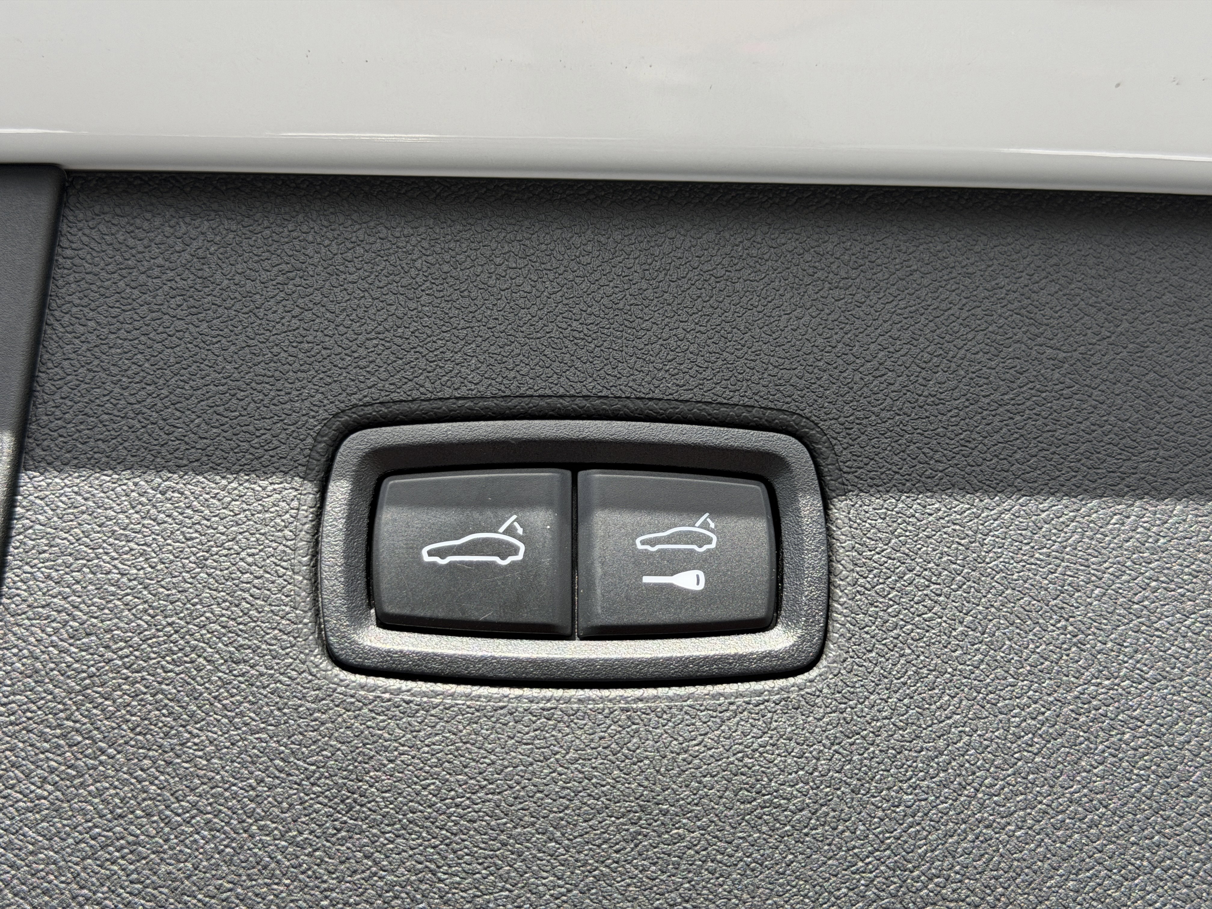 Certified 2024 Porsche Cayenne S image 16