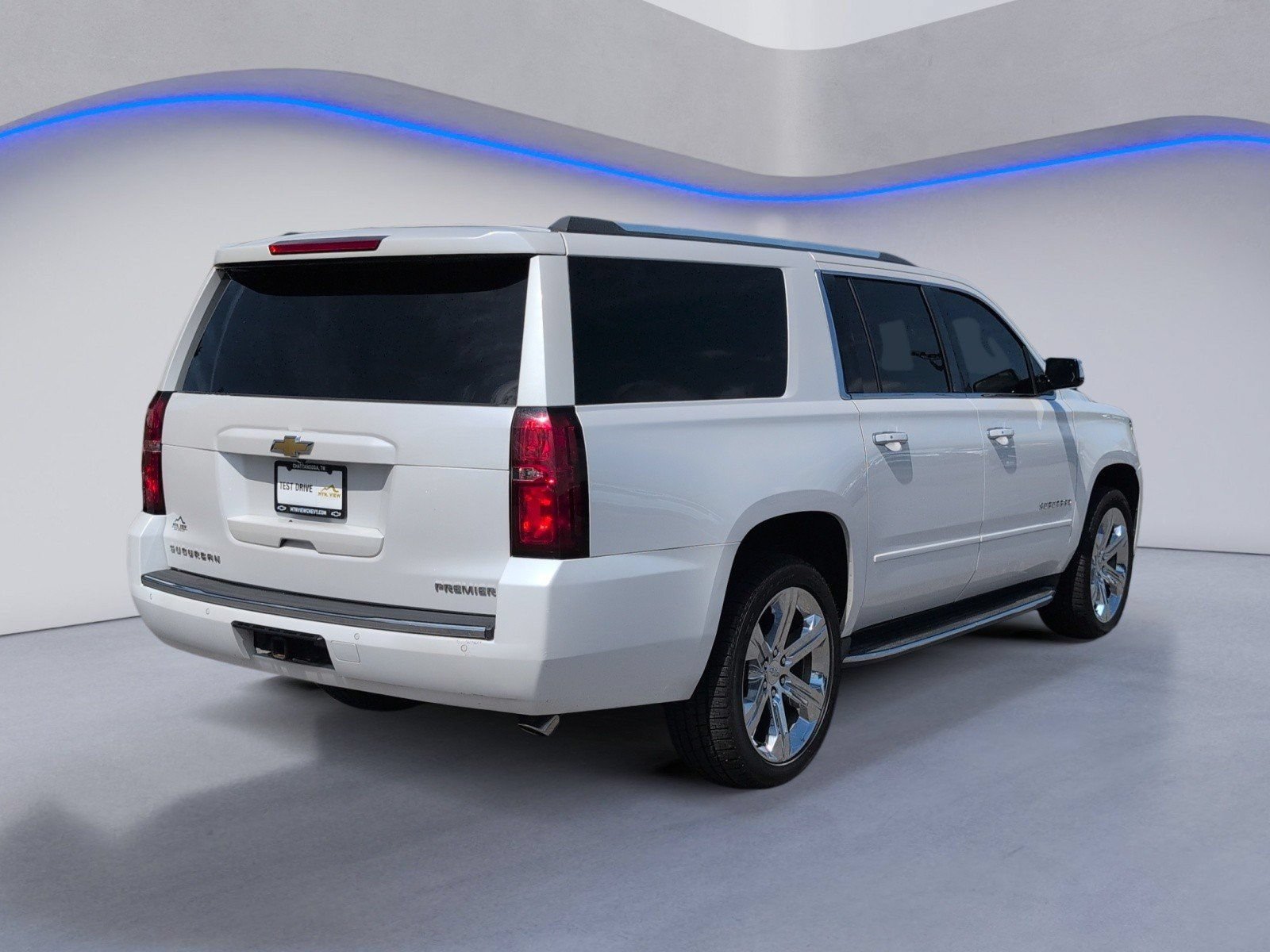 Used 2019 Chevrolet Suburban Premier AWD/4WD image 9