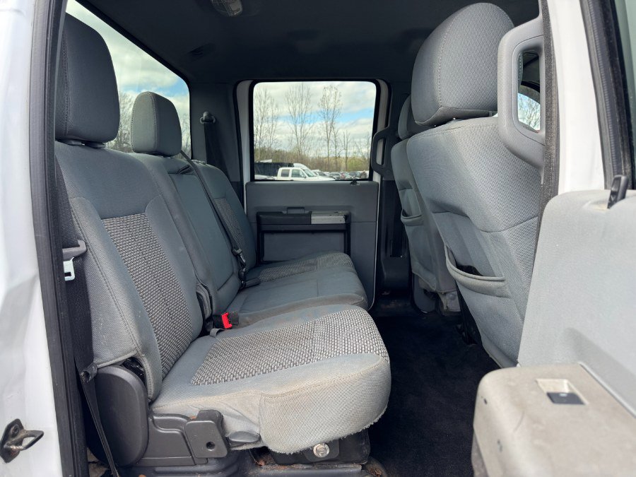 Used 2015 Ford F250 XLT w/ Camper Package AWD/4WD image 17
