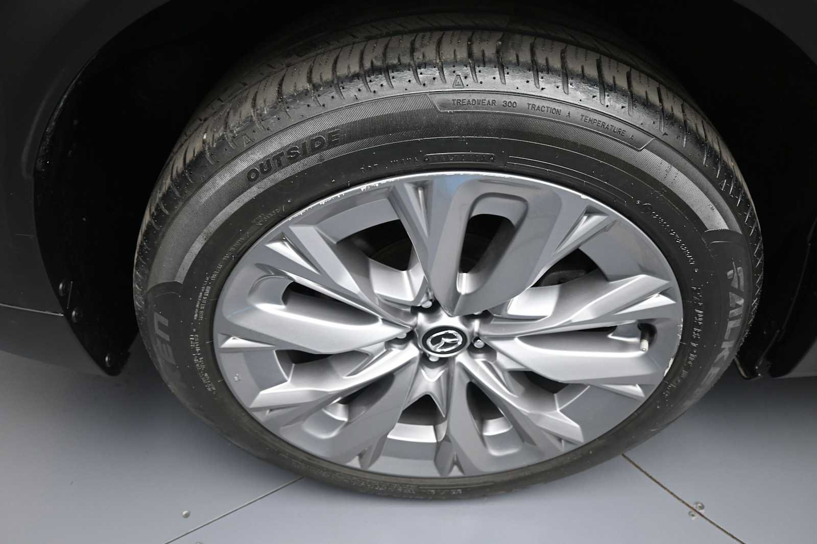 Used 2024 MAZDA CX-90 3.3 Turbo w/ Premium Package AWD/4WD image 12
