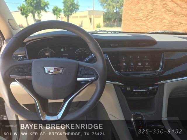 Certified 2025 Cadillac XT6 Premium Luxury image 10
