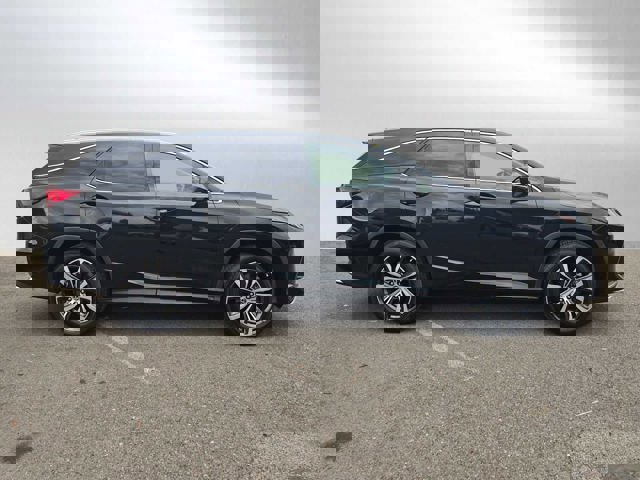 Certified 2022 Lexus RX 350L FWD w/ Premium Package image 2